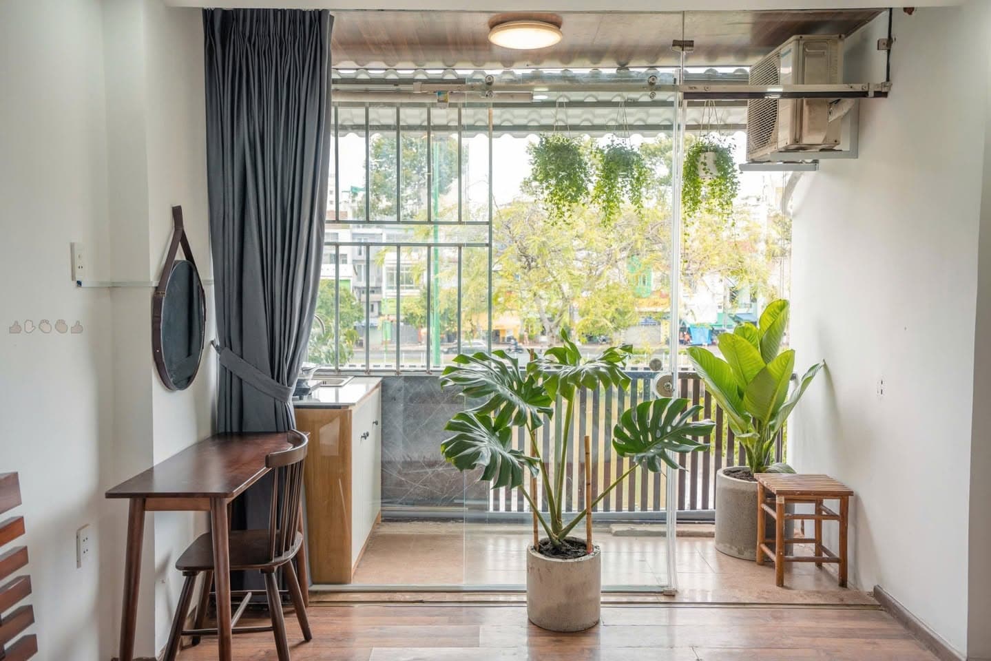 Căn hộ dịch vụ 1PN Quận 3 5tr/th