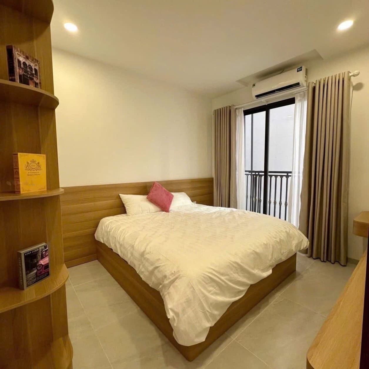 Căn hộ dịch vụ 1PN Quận 3 5tr/th - 5