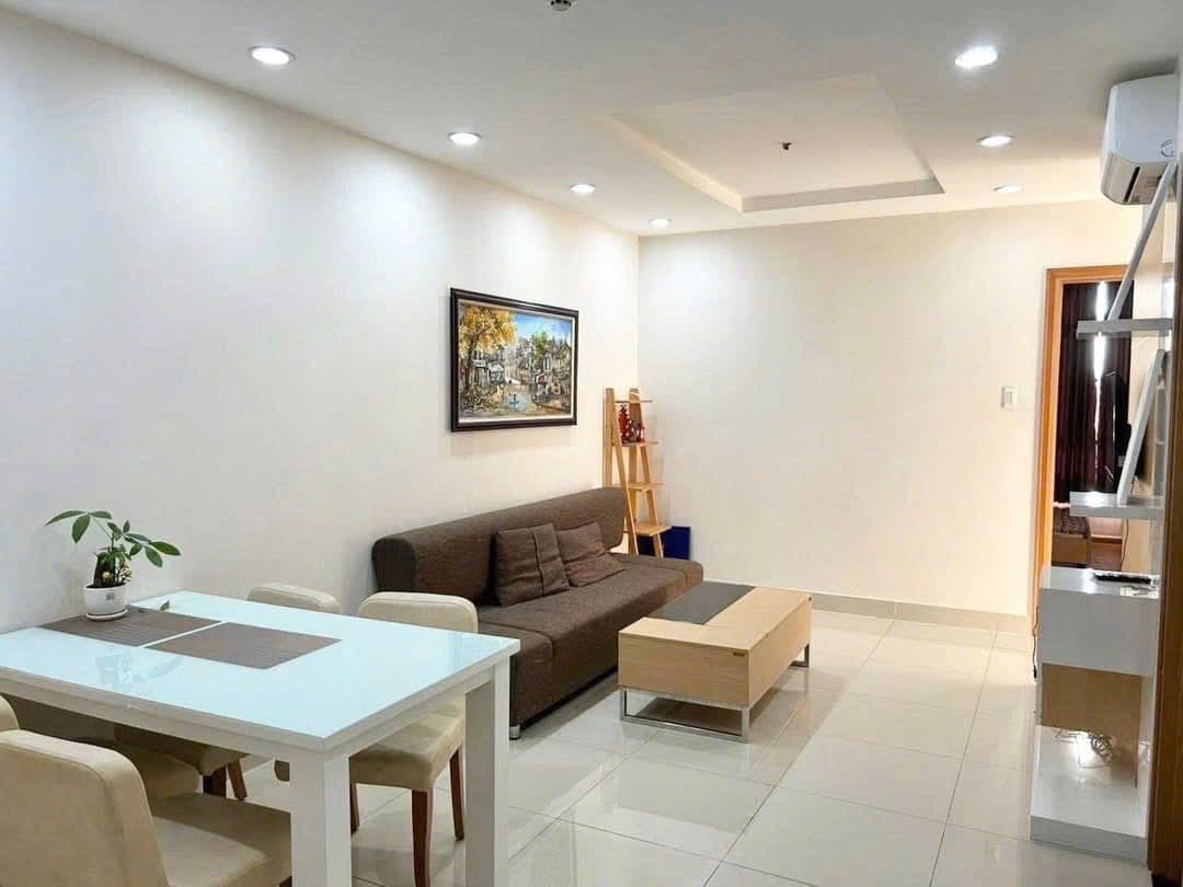 Chung cư 2PN Quận 3 5tr/th